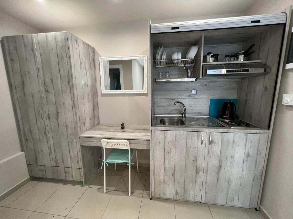 ארטמידה Atlantis Apartments מראה חיצוני תמונה